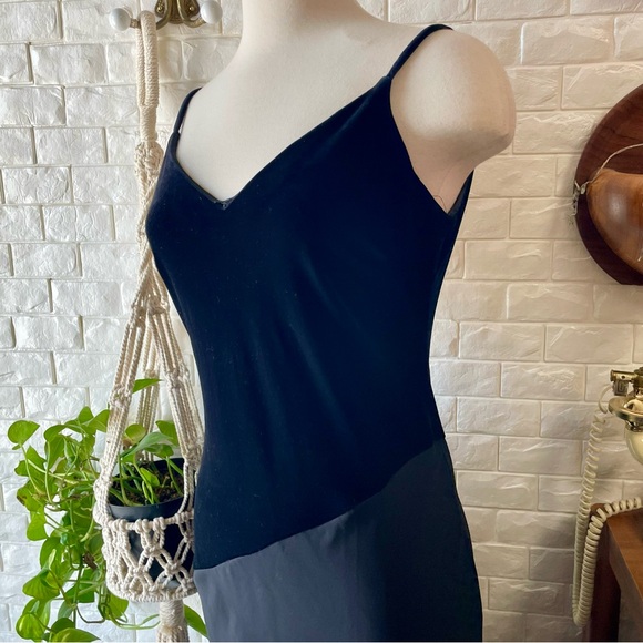 Vintage 90s Y2K Zum Zum Bias Cut Asymmetrical Velvet + Chiffon Formal Slip Gown - Picture 5 of 17